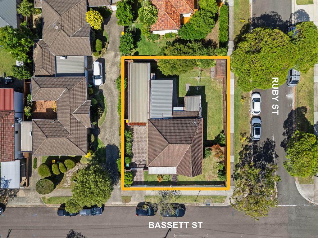 27 BASSETT ST, HURSTVILLE, NSW 2220