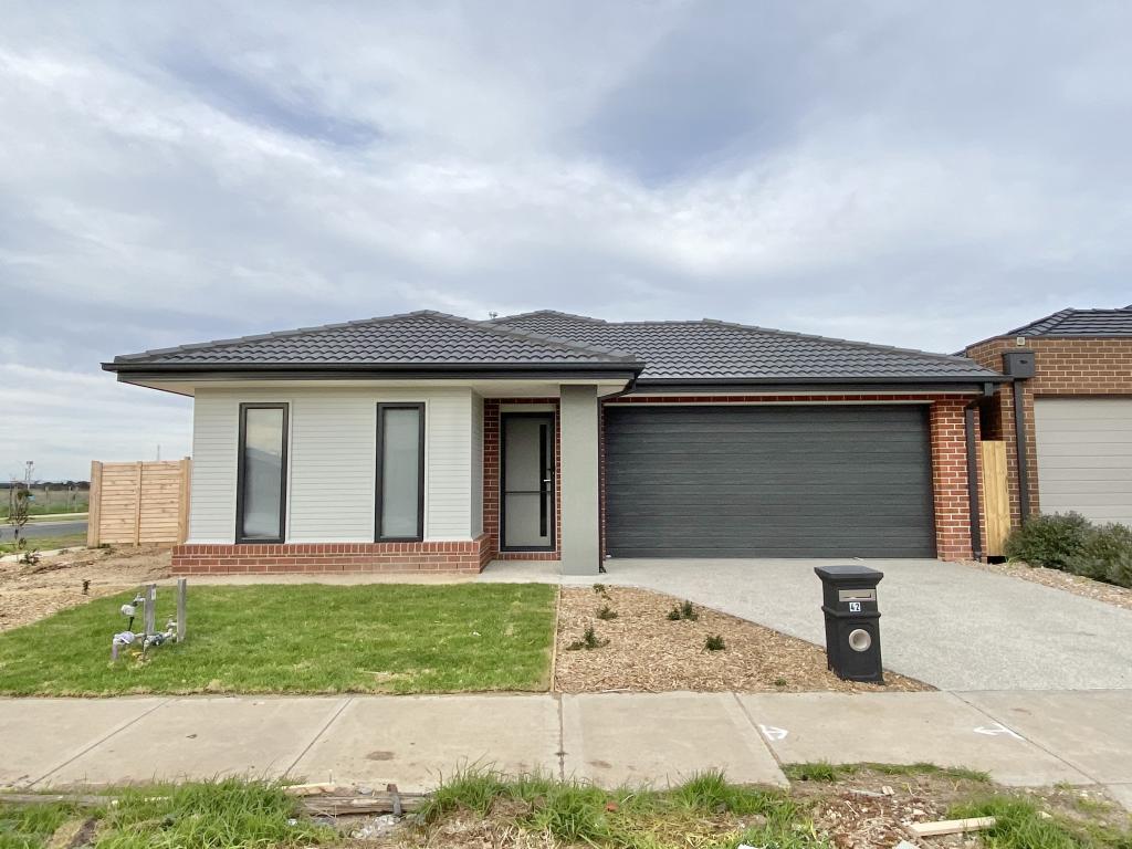 42 LANGDON DR, WYNDHAM VALE, VIC 3024