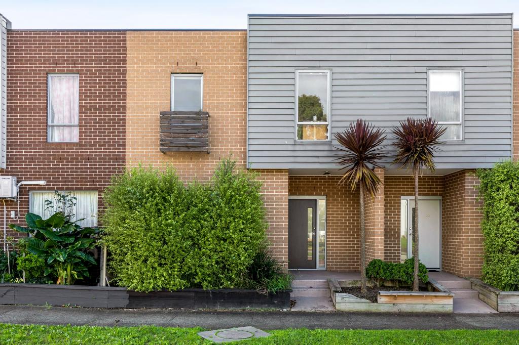 20 Sahi Cres, Roxburgh Park, VIC 3064