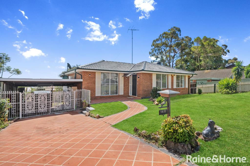 142 Longhurst Rd, Minto, NSW 2566