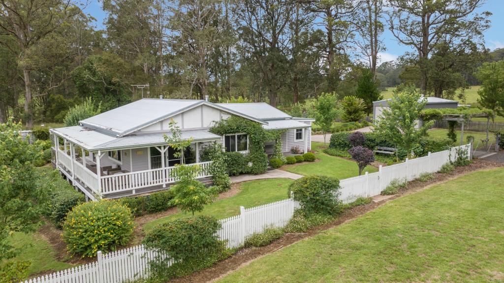 10223 Armidale Rd, Hernani, NSW 2453