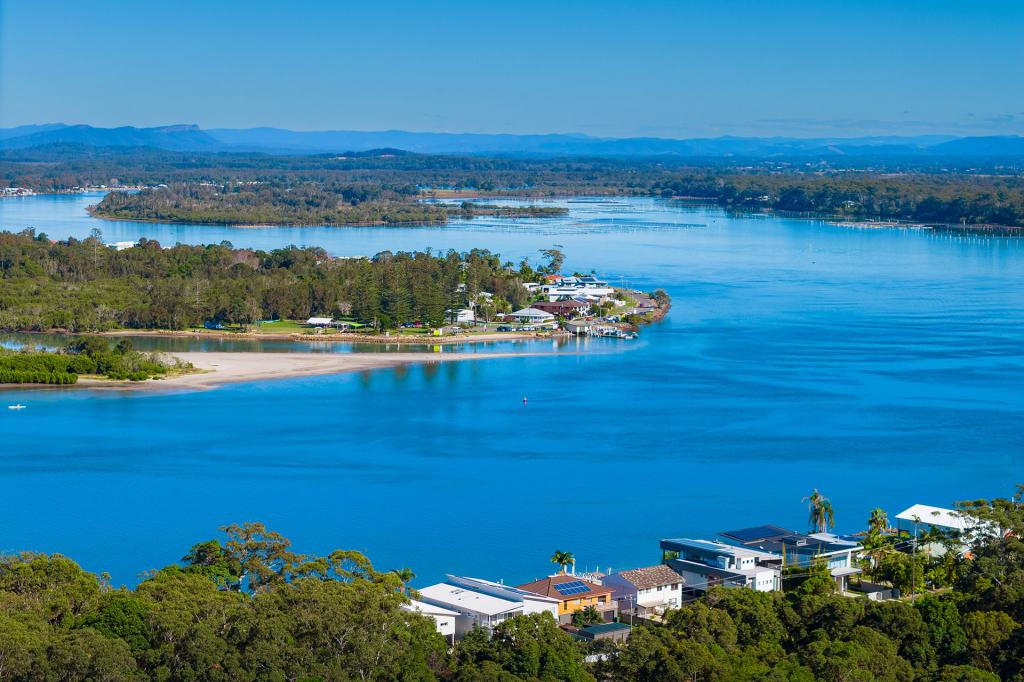 48 Shoreline Dr, North Shore, NSW 2444