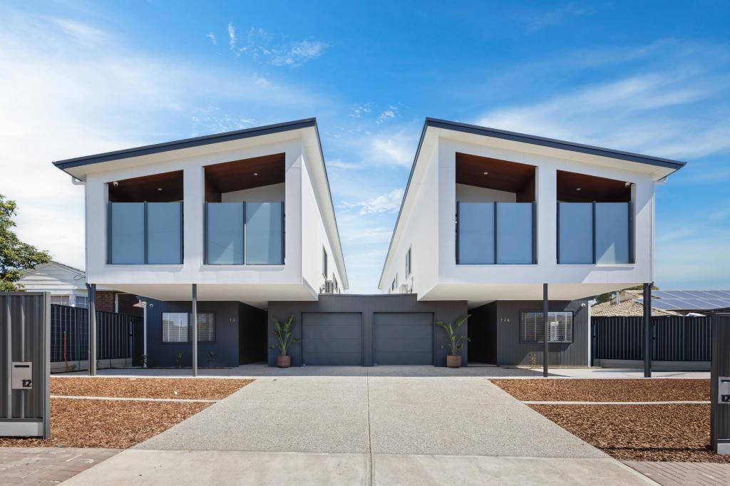 3/12A HINTON ST, PORT NOARLUNGA, SA 5167
