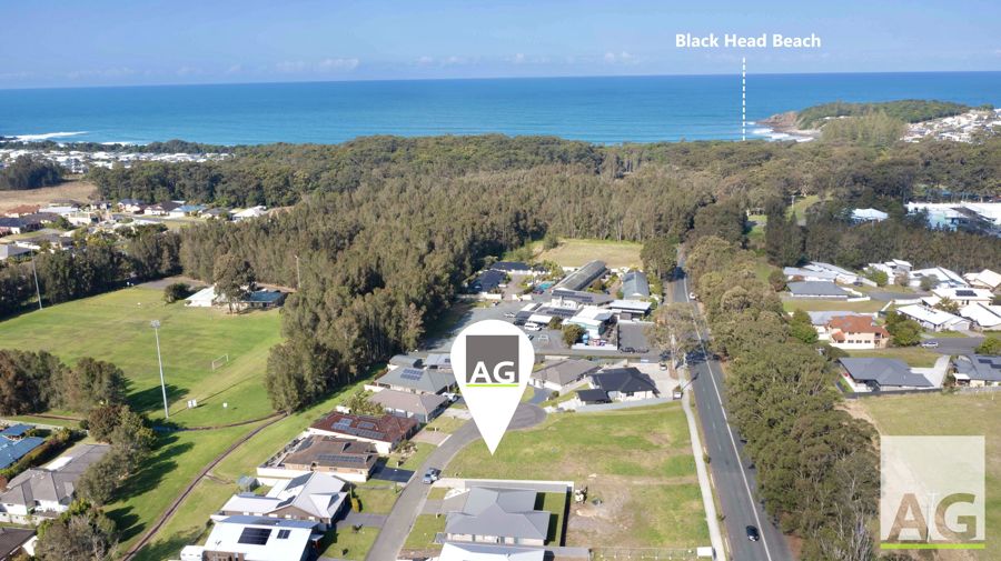 11 LAGUNA CT, BLACK HEAD, NSW 2430