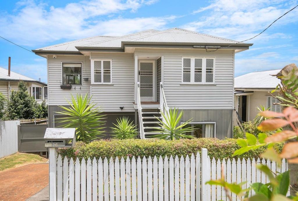 96 Pateena St, Stafford, QLD 4053