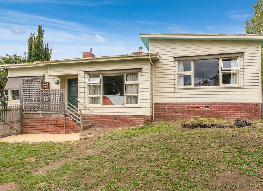 86 East Derwent Hwy, Lindisfarne, TAS 7015