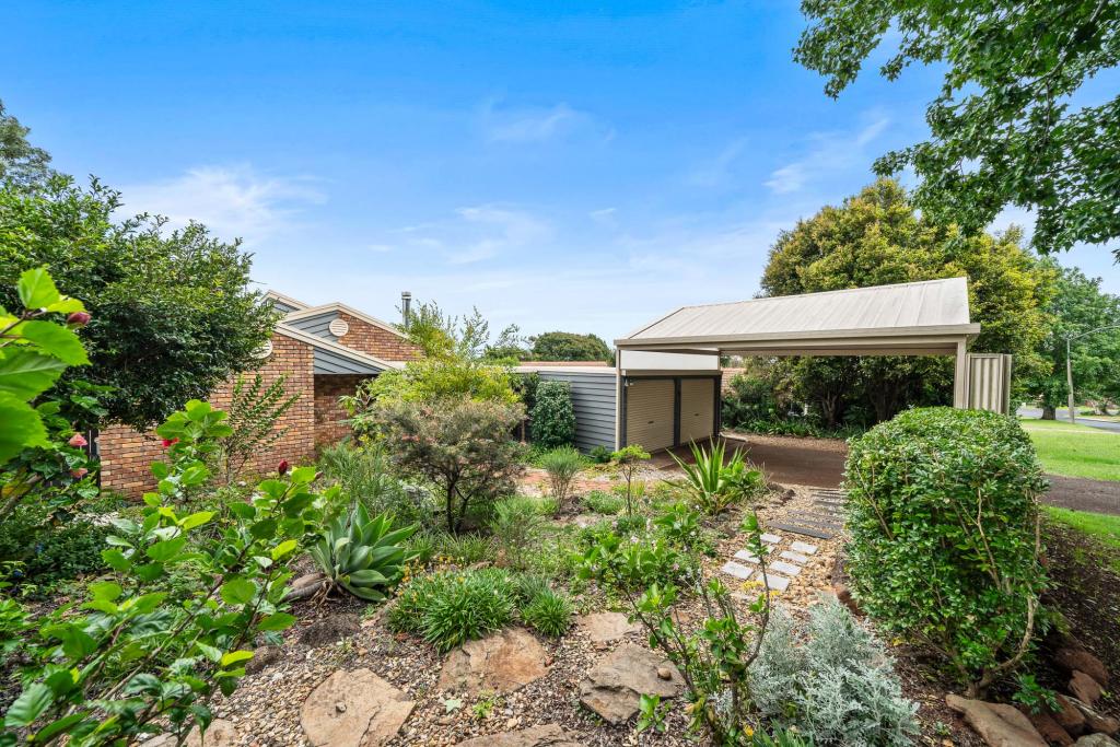 11 Kapara St, Rangeville, QLD 4350