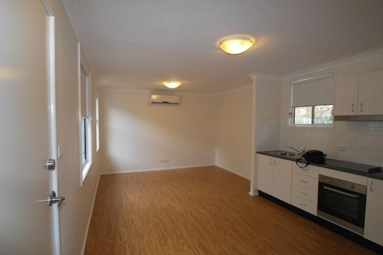 5a Evans Pl, Mount Pritchard, NSW 2170