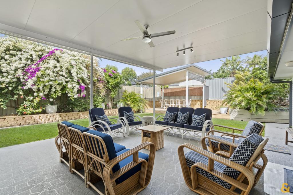 149 Meadowlands Rd, Carindale, QLD 4152