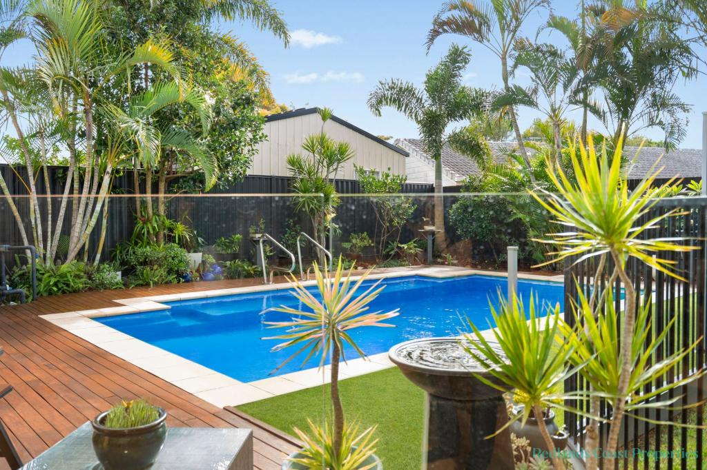 16 Adrian St, Victoria Point, QLD 4165