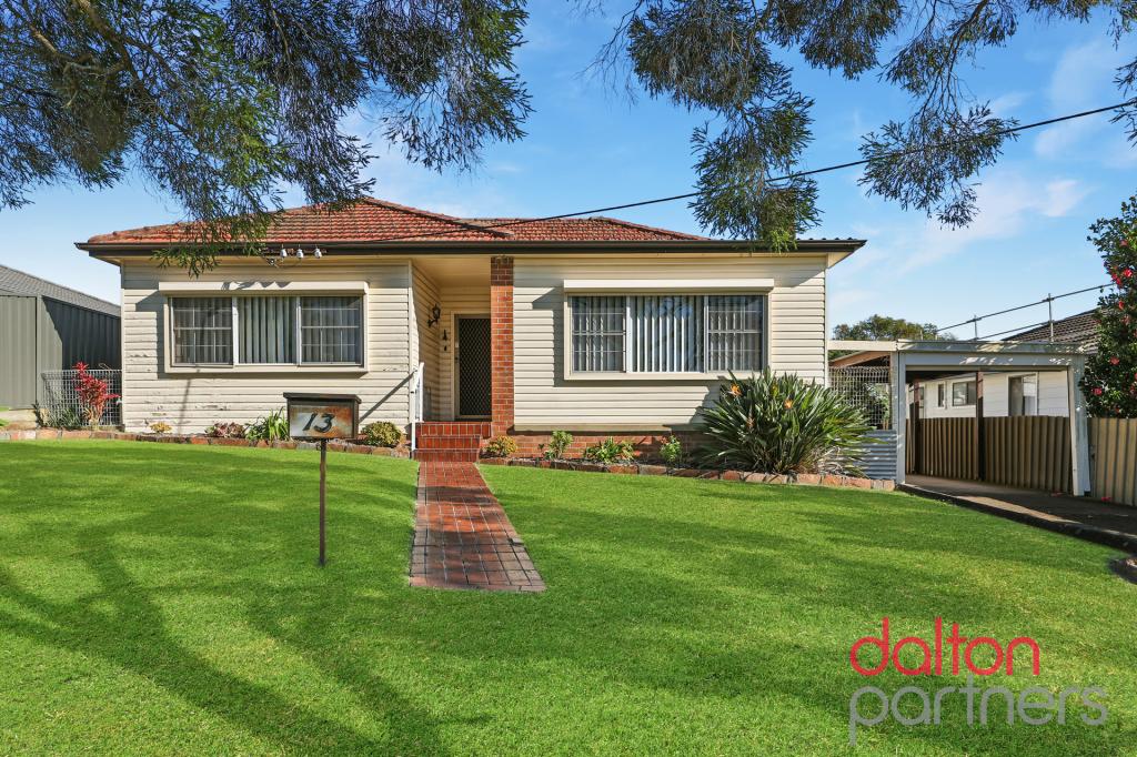 13 Maud St, Cardiff South, NSW 2285