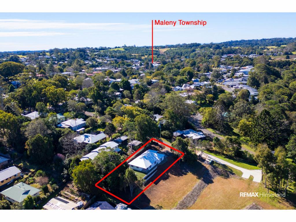 24 Ash St, Maleny, QLD 4552