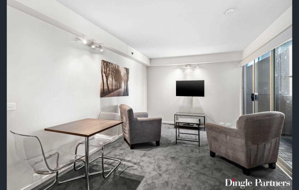 1403/325 COLLINS ST, MELBOURNE, VIC 3000