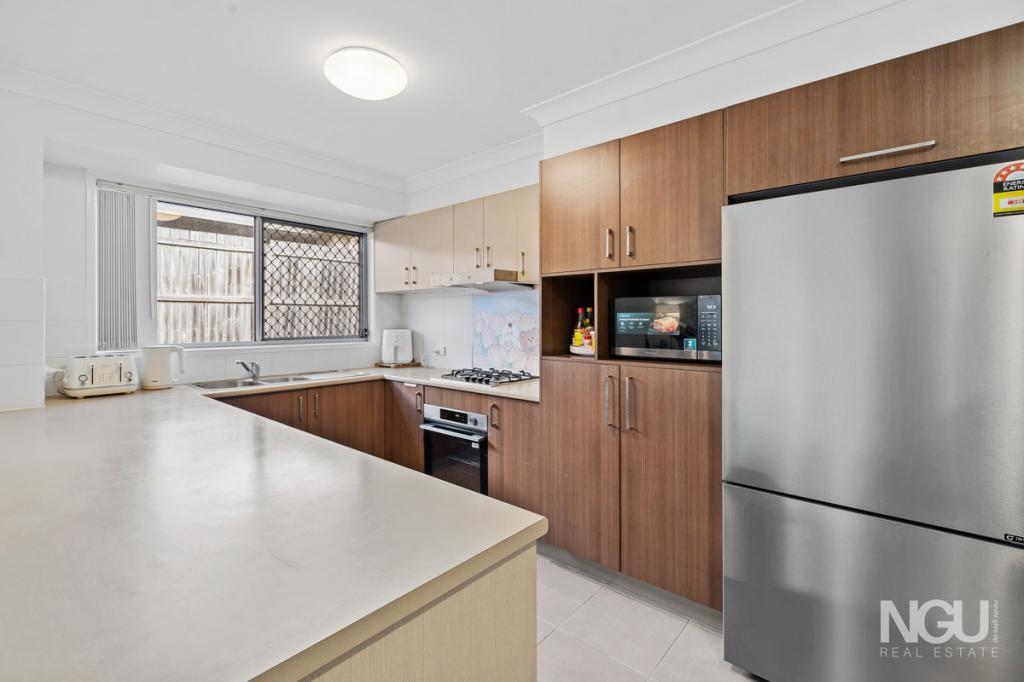 2 Brendan Thorne Pl, Marsden, QLD 4132