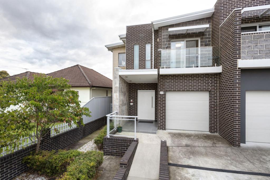 2/29 Chelmsford Rd, South Wentworthville, NSW 2145