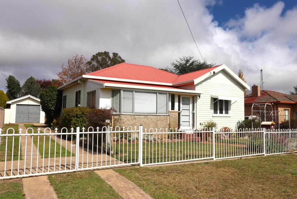 29 Margaret St, Glen Innes, NSW 2370