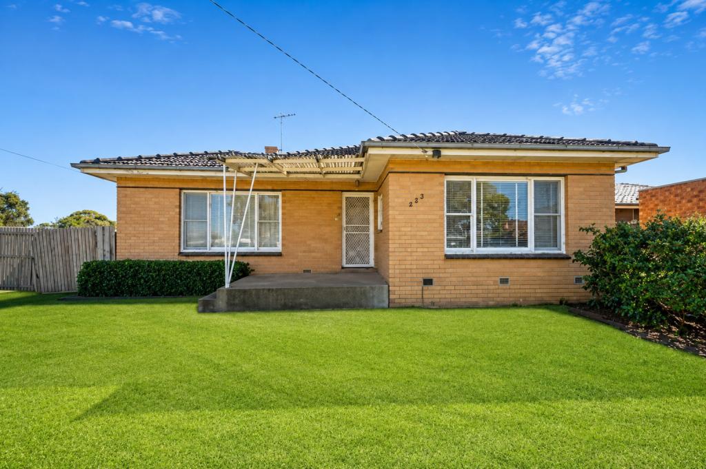 422 Main Rd E, St Albans, VIC 3021