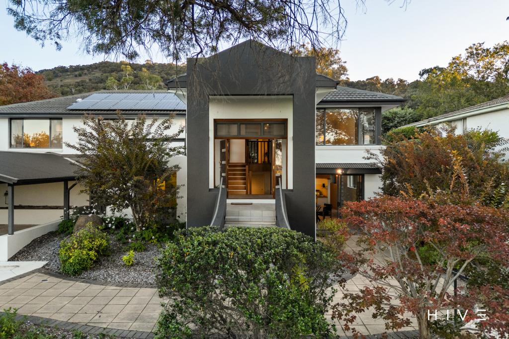 5 Tubb Pl, Pearce, ACT 2607