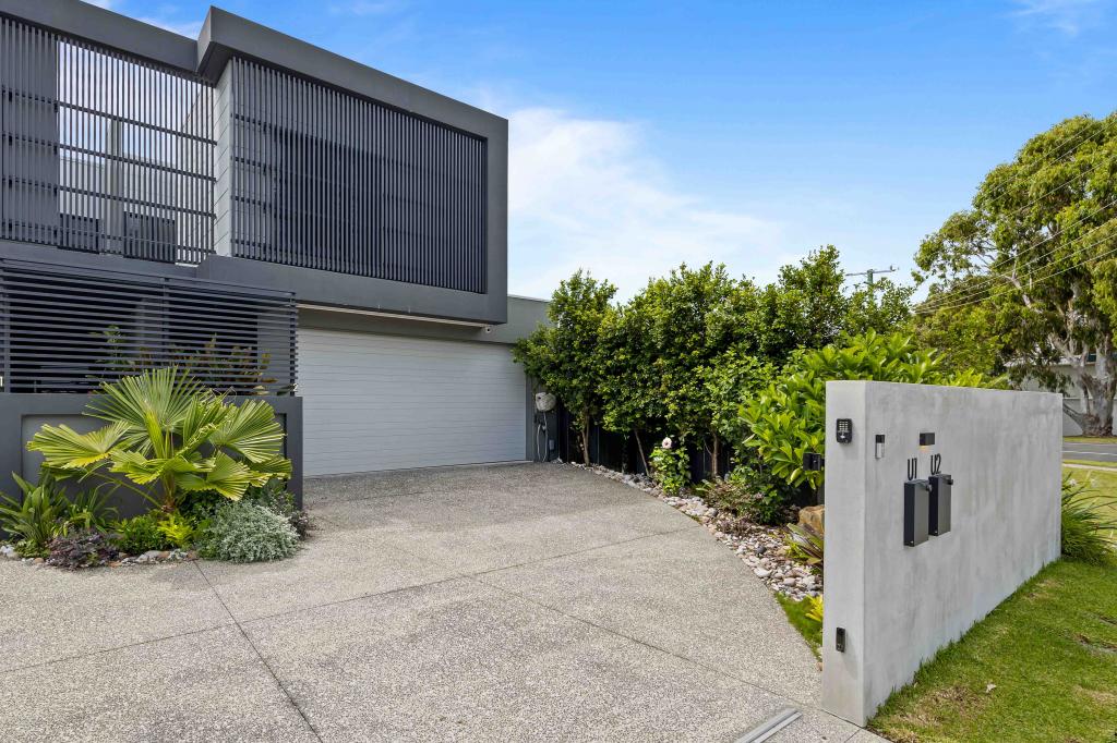 2/4 Sunrise Ave, Coolum Beach, QLD 4573