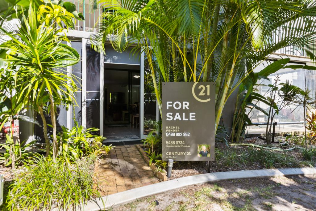 1/9 Rainbow Shores Dr, Rainbow Beach, QLD 4581