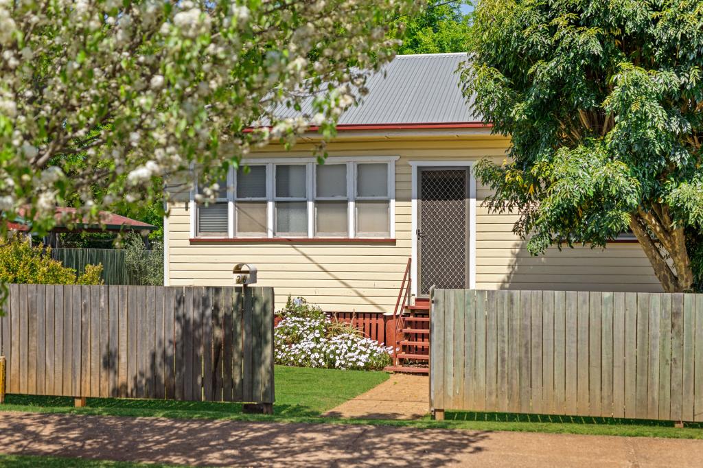 26 Glenvale Rd, Harristown, QLD 4350