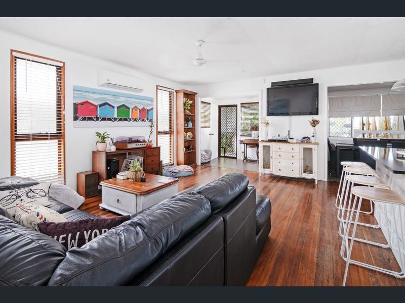 46 Hillcrest Pde, Miami, QLD 4220