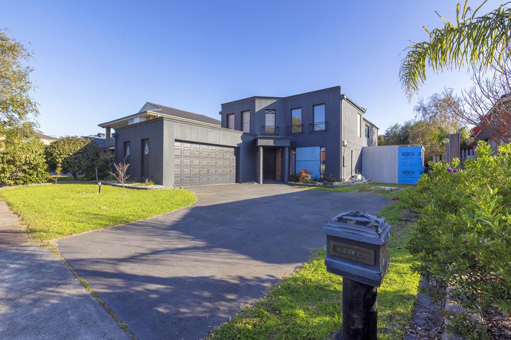 31 HARBOUR DR, PATTERSON LAKES, VIC 3197