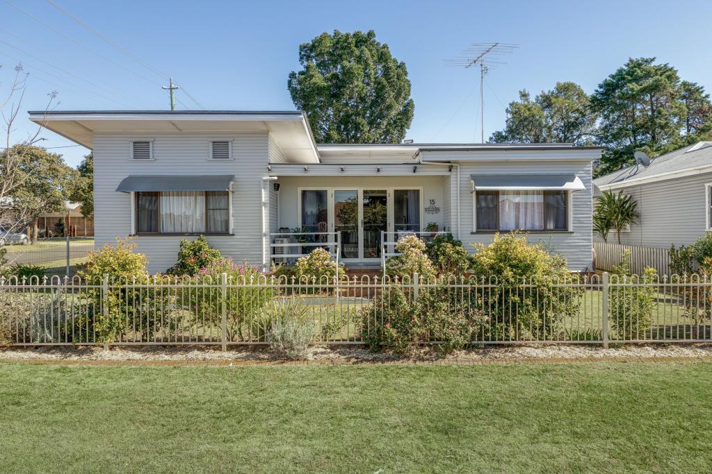 15 Rosina St, Newtown, QLD 4350