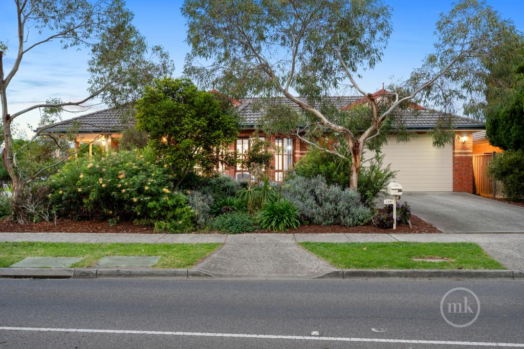 109 PAINTED HILLS RD, DOREEN, VIC 3754