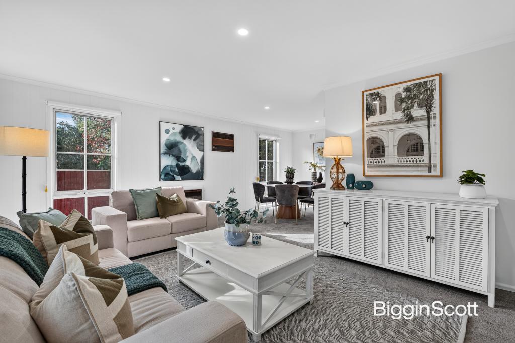 5 Newhaven Rd, Burwood East, VIC 3151