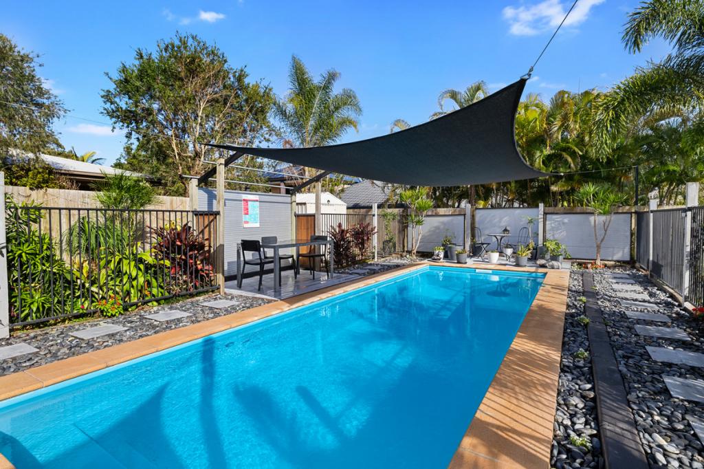 36 Sandy Cove Pl, Redland Bay, QLD 4165