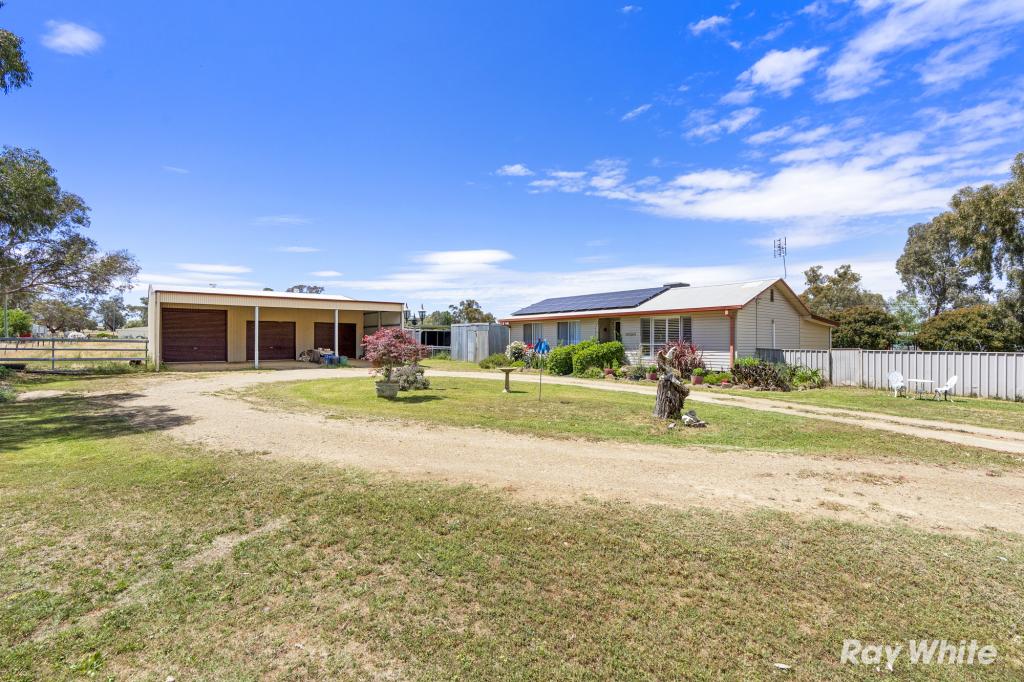 6 JEWNEE ST, WANTABADGERY, NSW 2650
