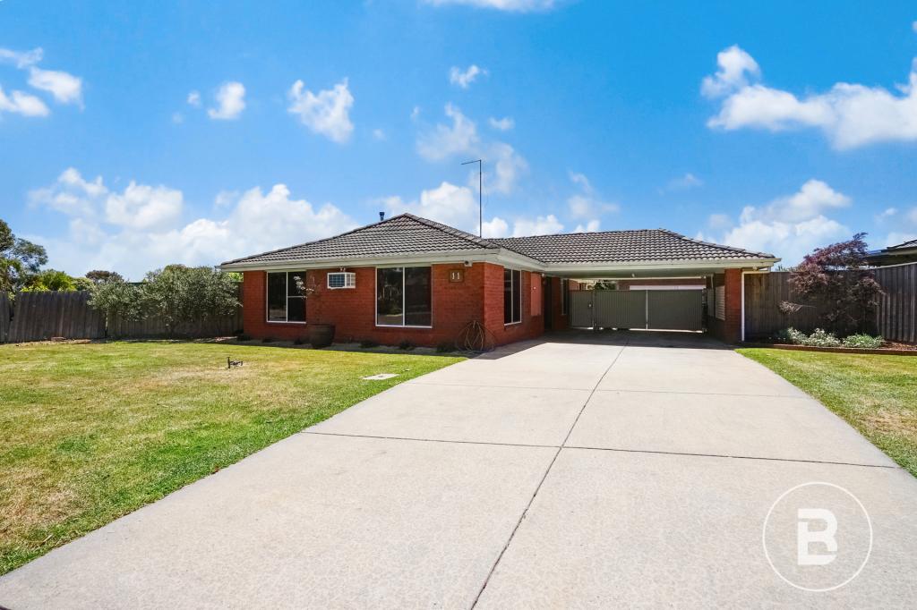 11 Windermere Way, Cardigan Village, VIC 3352