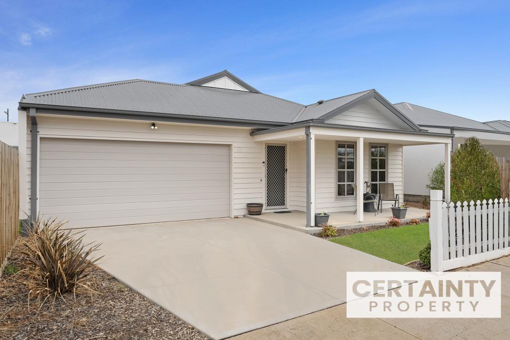 24 REDBANK ST, EYNESBURY, VIC 3338