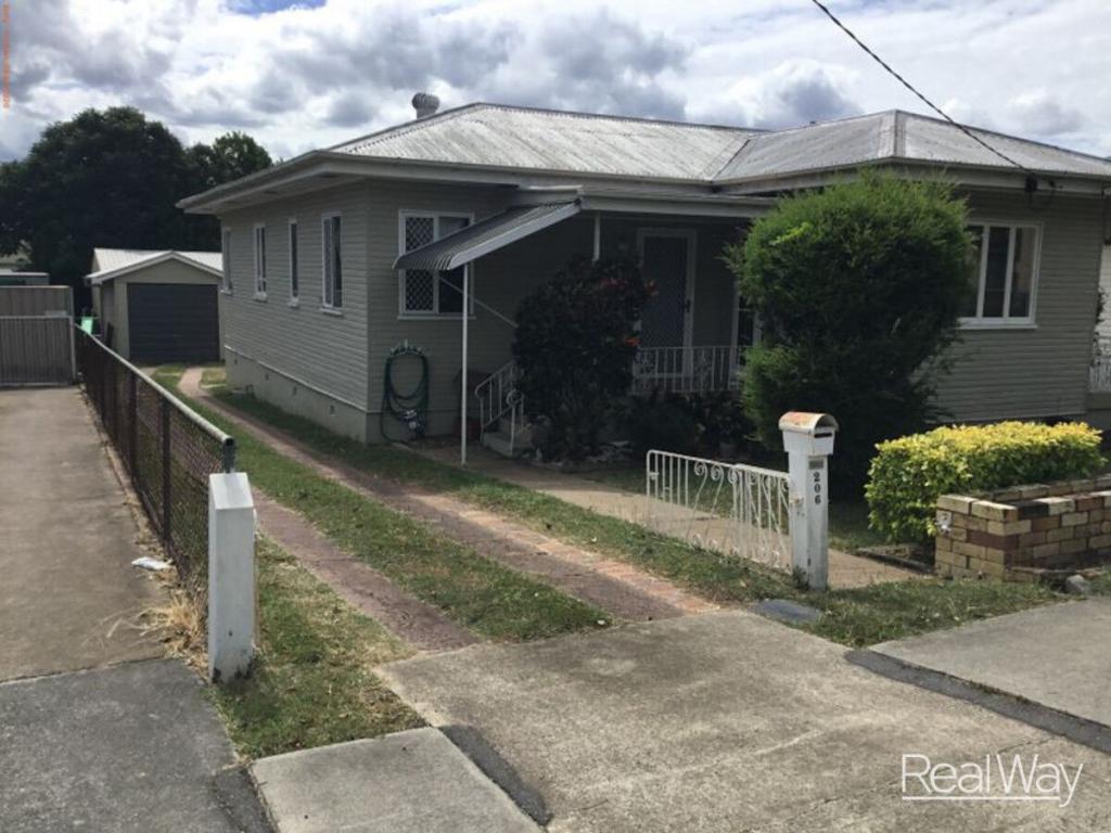 206 Glebe Rd, Booval, QLD 4304