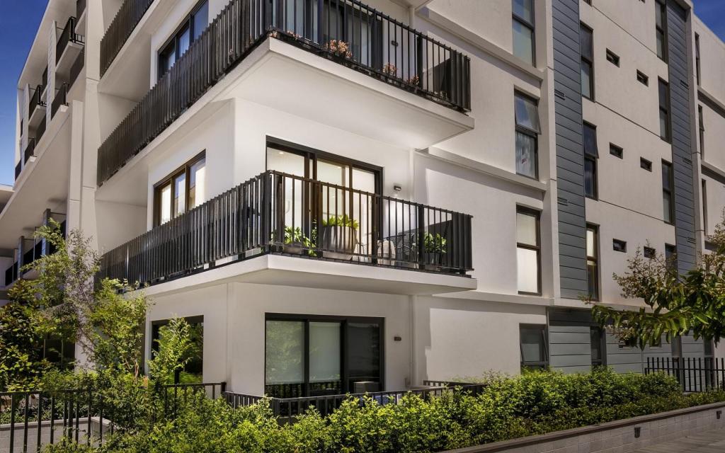 110/12 OLIVE YORK WAY, BRUNSWICK WEST, VIC 3055