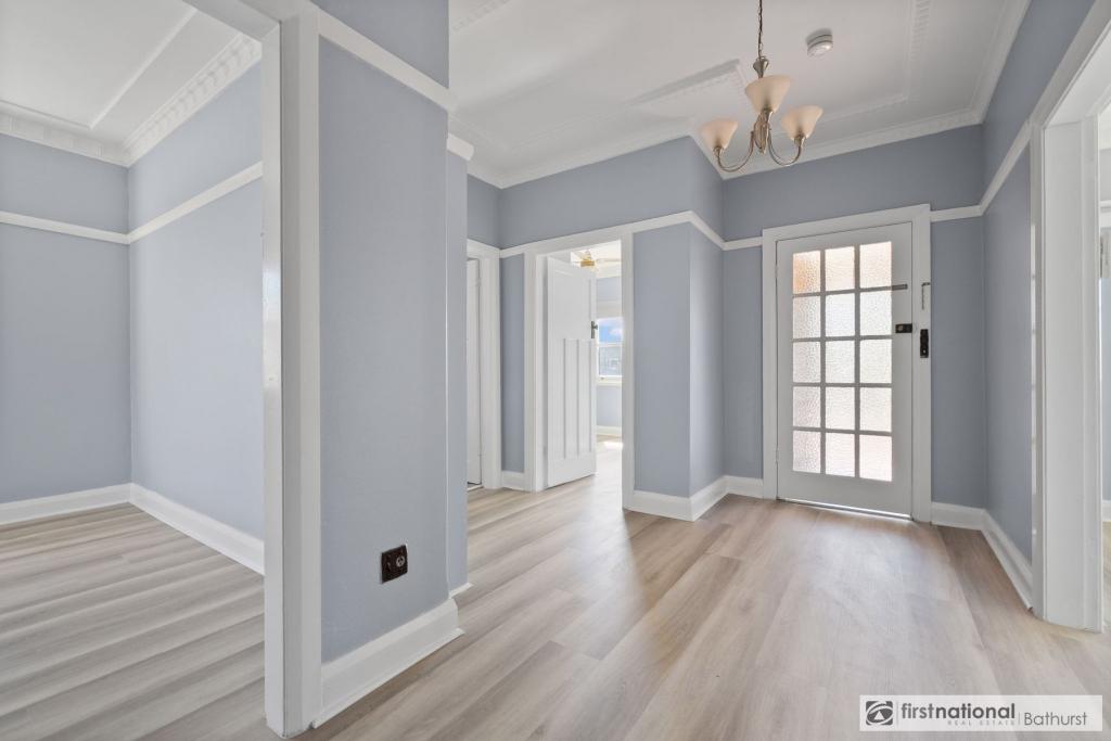 208 Brilliant St, Bathurst, NSW 2795