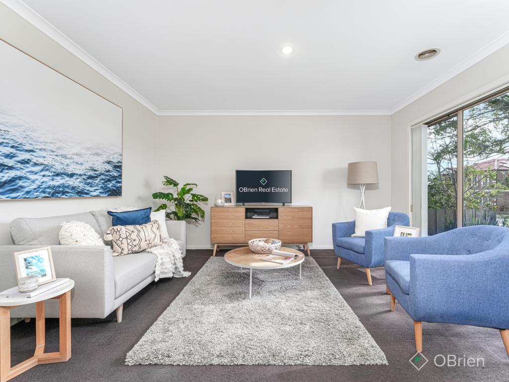 20a Diamond Pde, Skye, VIC 3977