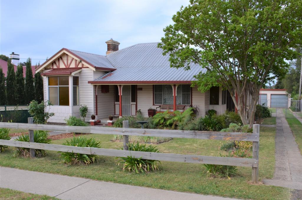 200 MEADE ST, GLEN INNES, NSW 2370