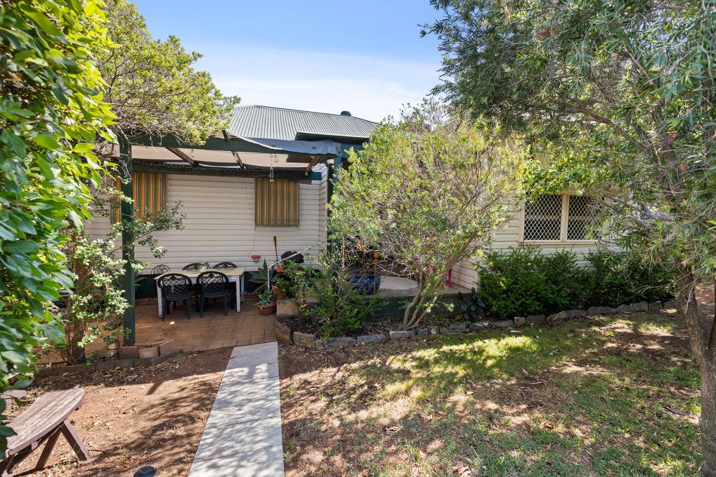 1 Margaret Ave, Mount Austin, NSW 2650
