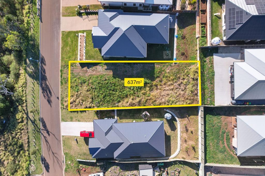 17 Reserve Rd, Cranley, QLD 4350