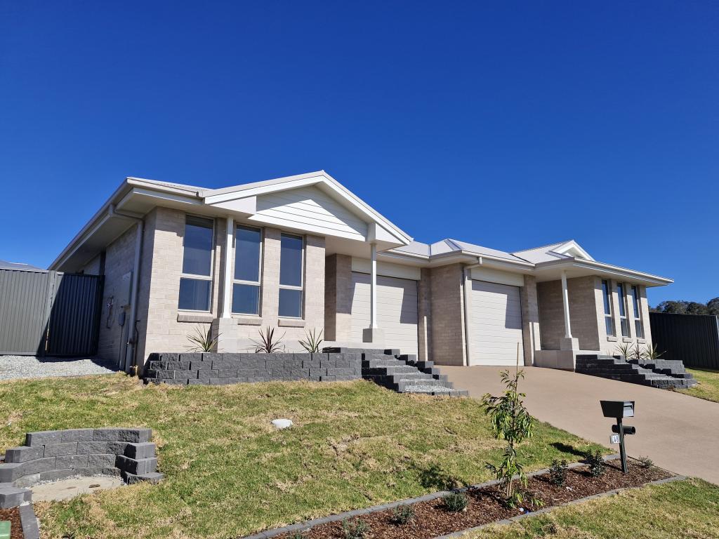 2/48 HARLINGTON AVE, FARLEY, NSW 2320