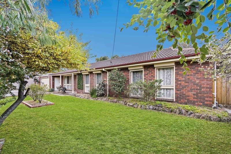 68 Cornish St, Sunbury, VIC 3429