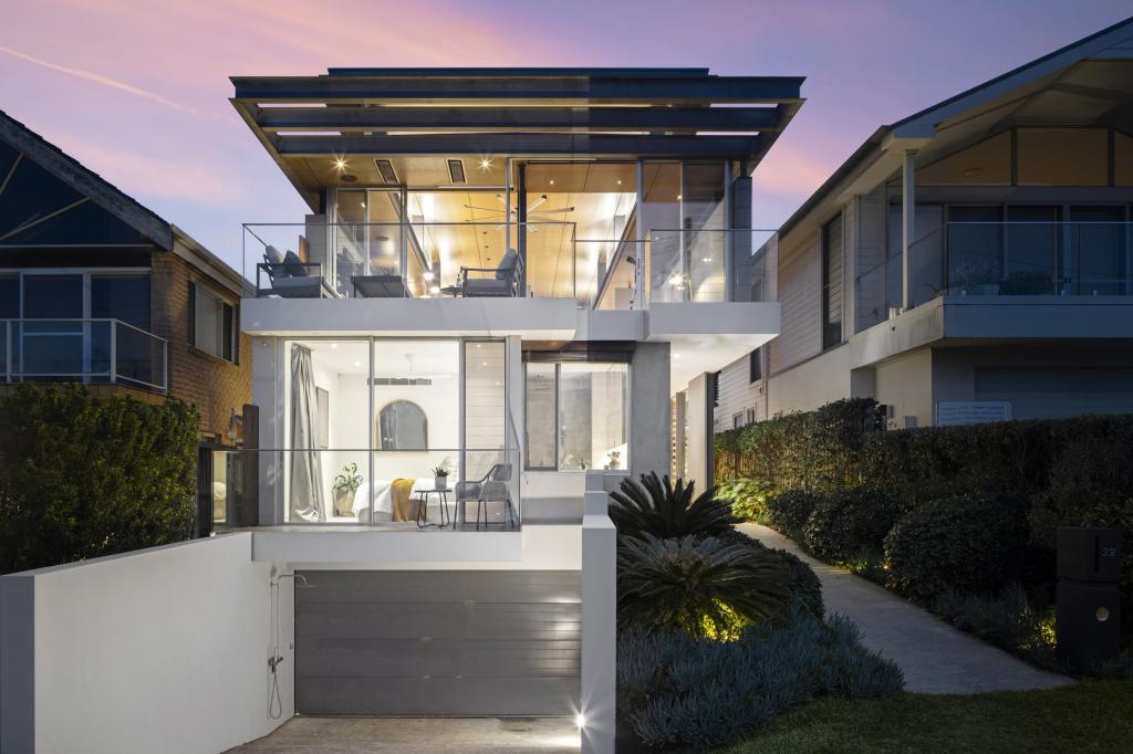 22 Surf Rd, North Curl Curl, NSW 2099
