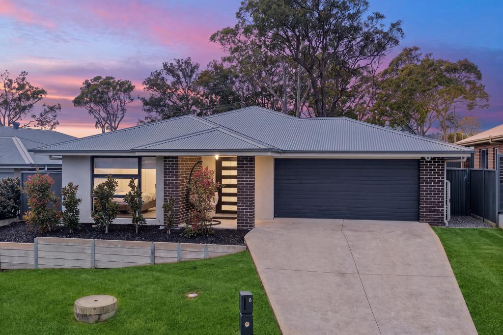 8 GERBERA CL, HAMLYN TERRACE, NSW 2259