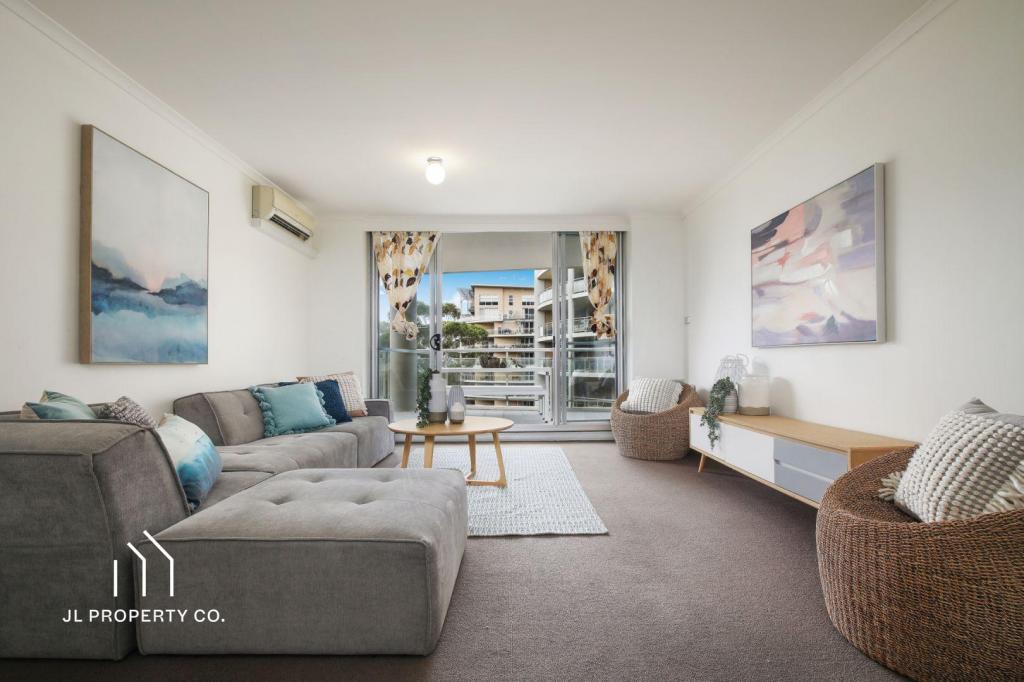 452/80 John Whiteway Dr, Gosford, NSW 2250