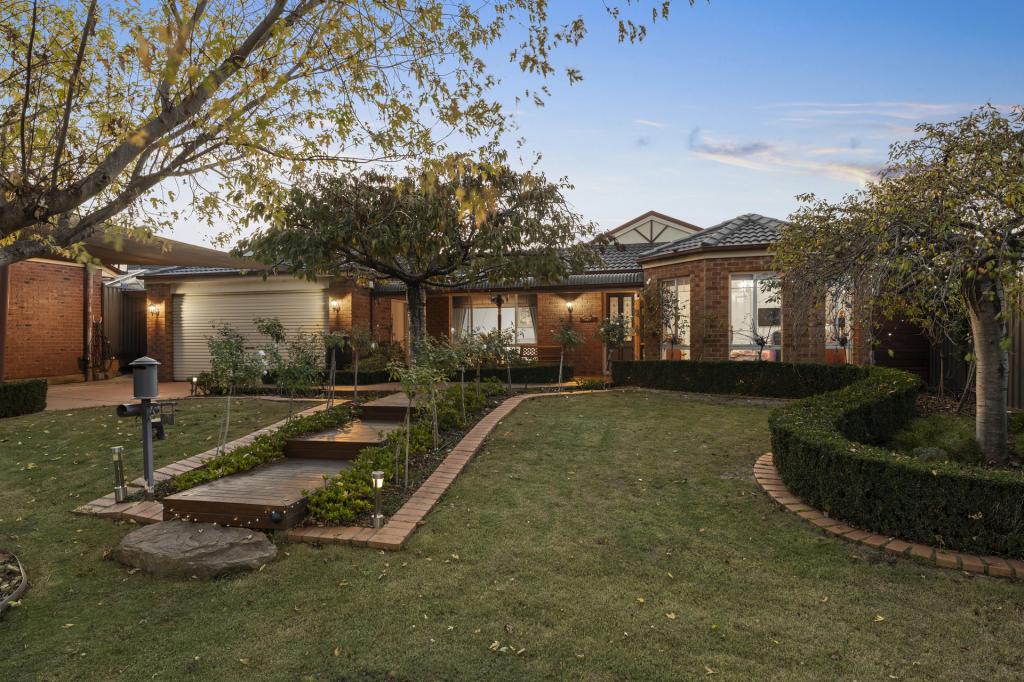 15 Hillston Ct, Narre Warren South, VIC 3805