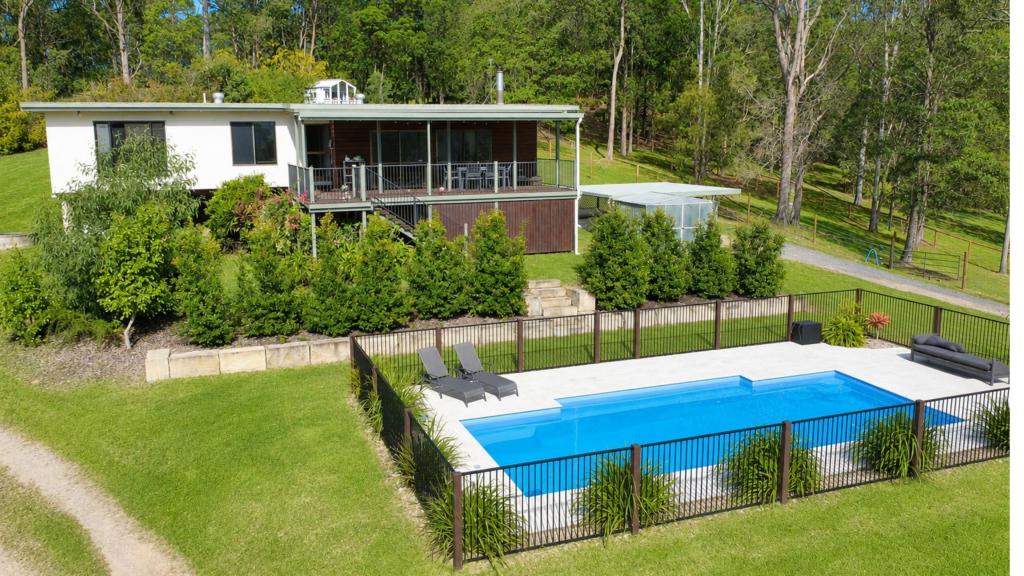 357 Hunchy Rd, Hunchy, QLD 4555