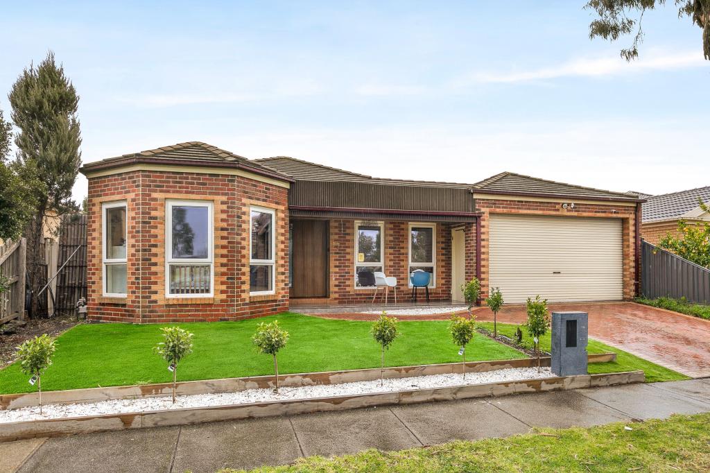 17 Cambridge Cres, Roxburgh Park, VIC 3064