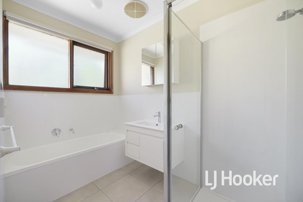 7b Henry St, Pakenham, VIC 3810